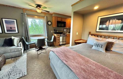 Ski in Ski out Cozy Studio Condo, Pool, Hot Tub, Views of Moose Mtn - Foto 19