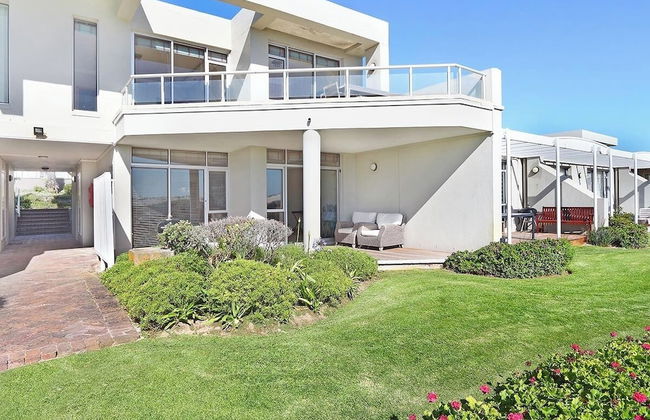 Dolphin Beach E5 - Photo 4