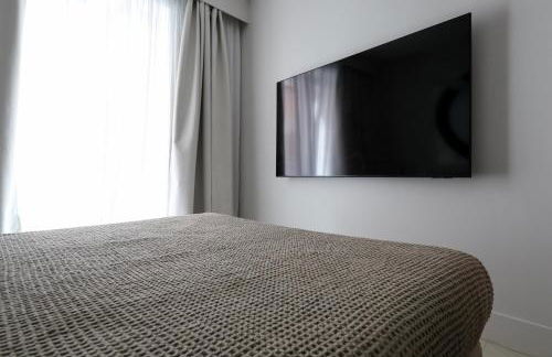 Spacious & Luxurious - Fully Renovated & Equipped 2BR Suite - Historical Centre - Photo 52