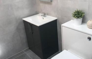 Heart of Henley 1 & 2 Bedroom Apartments - Foto 55