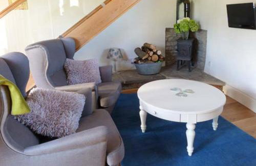 The Round House - Photo 2