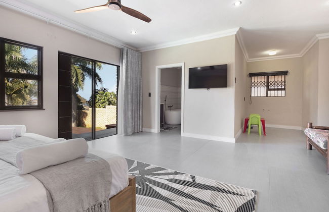 One on Chelsea - Photo 26