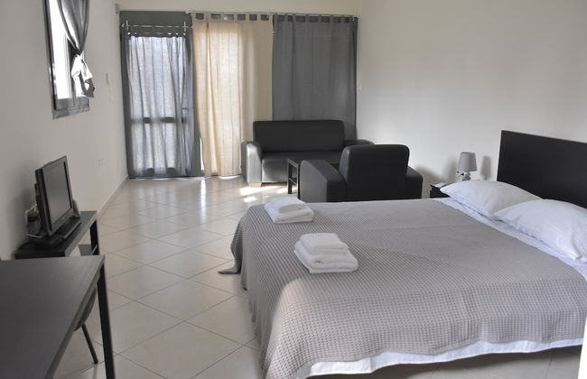 AVR DELUXE SUITES 4 AIRPORT FREE SHUTTLE - Foto 3