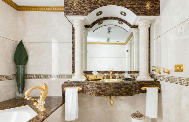 Royal Roman Empire - Photo 26