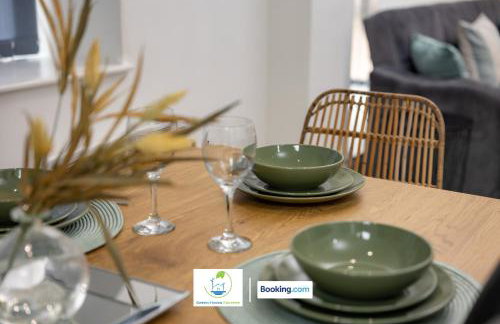 2 Bedroom Apartment By Green Haven Escapes Short Lets & Serviced Accommodation In Leeds with Free WiFi & Parking - Photo 33