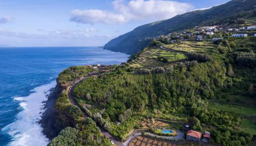 Stone Home Casa do Caisinho Pico island - Photo 2