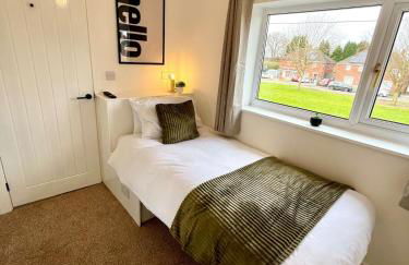 Waterside House - Luxury Home near Alton Towers & Trentham - Free Parking & Garden - Foto 29