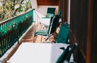 Bio-Weingut Staffelter Hof - Foto 73