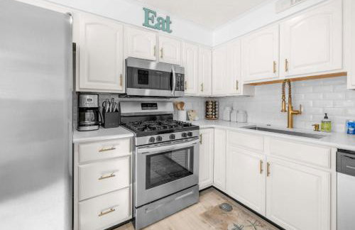 Bright Beach Town Bungalow - Foto 15