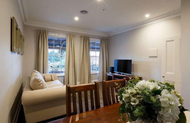 Bathurst Royal Apartments - Photo 6