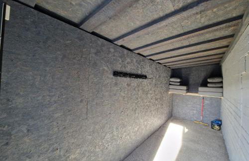 Modern & Spacious 5 Bedroom Bungalow with Parking Near Brecon Beacons & Bike Park Wales - Photo 12