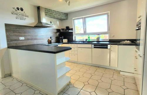 Cozy & Modern 4 Room Flat near Hanau - Foto 7