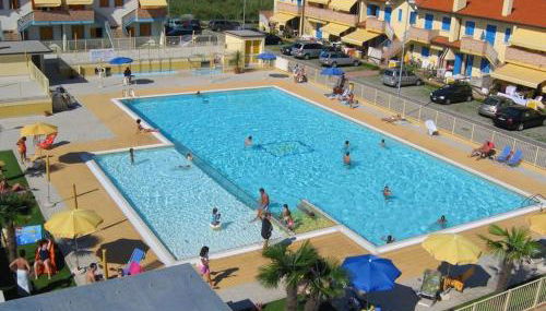 Lovely Flat With Pool-beahost - Foto 2, sunbed