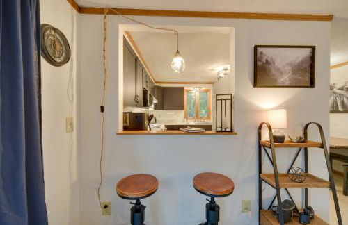 Hermantown Home with Decks, Grill and Hot Tub! - Foto 6