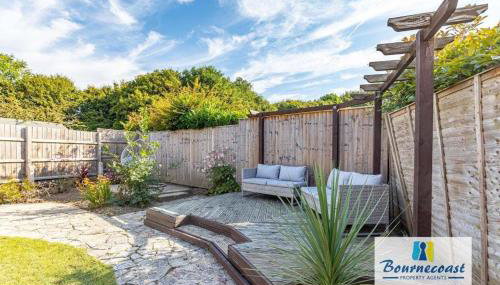 AUSTER CLOSE by BOURNECOAST - A Family Home with Garden and Parking - WIFI - HB9617 - Foto 3