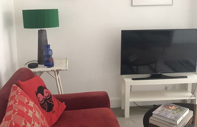 Impeccable 1-bed Apartment in London - Foto 10