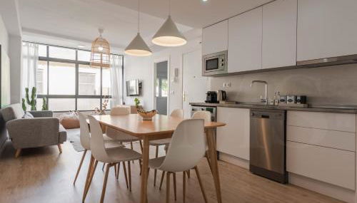 Peaceful & bright apartment with patio - Center - Foto 2, dishwasher