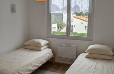 Logement chaleureux à deux pas de la plage - Photo 9