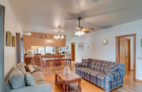 Beautiful Toledo Bend Retreat with Private Dock - Foto 4