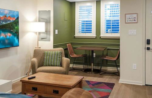 2 Blocks from the US Capitol - Photo 11