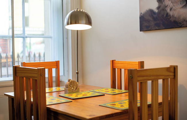 Stylish 2Bed Steps from Iconic Waterloo - Photo 12