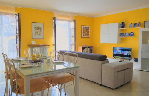 Casa Gialla Soggiorno Panorama in Centro Storico - Foto 1