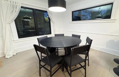 Recently Renovated 1924 DUTCH in Royal Oak - Foto 15