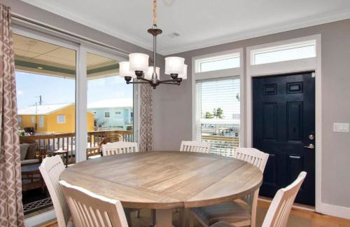 Ocean Breeze Oasis with great boating access - Foto 11