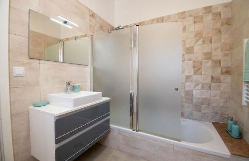 Lavanda Magnificent Five Bedroom Villa in Carvoe - Foto 144