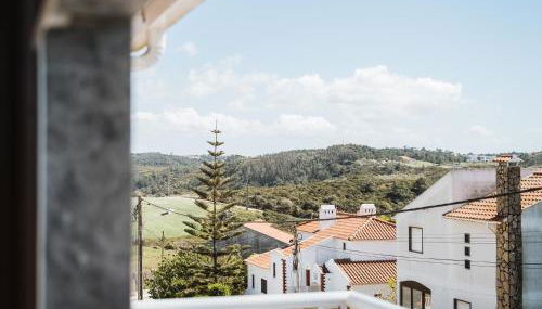 Kodu Lodge - spacious 2 storey coastal home with balcony, sea view, garden & BBQ - Foto 4