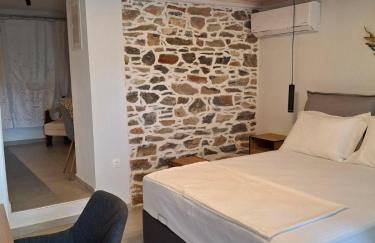 Trikeri Inn - Photo 10