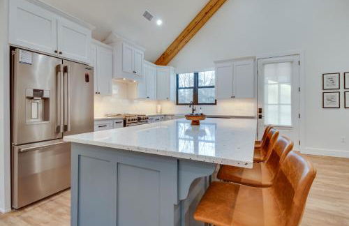 Waterfront Flippin Retreat with White River Access! - Foto 9