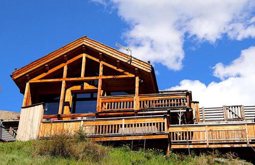 Chalet with Ski Slope Views, Jacuzzi & Cinema Room - Foto 32