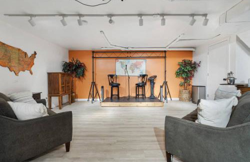 Riverfront w Cedar Hottub, Sauna, Movie Theatre - Photo 27