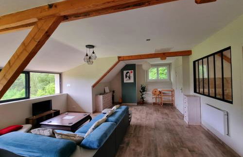 Logement Cozzy avec vue sur la vallée et Jacuzzi - Foto 6