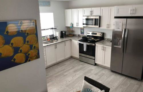 THE SANDCASTLE SUITE! Brand New 2Bedroom in Oceanfront Complex! BE THE FIRST to Visit our Condo Townhome with FREE Parking & Private Garage at Ocean Isles 38 Marathon FL KEYS! SPECIAL PRICING!!! - Foto 72