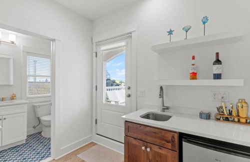 Steps From Beach & Boardwalk, Ocean Views with 5 Decks, 3 Cars - Foto 37