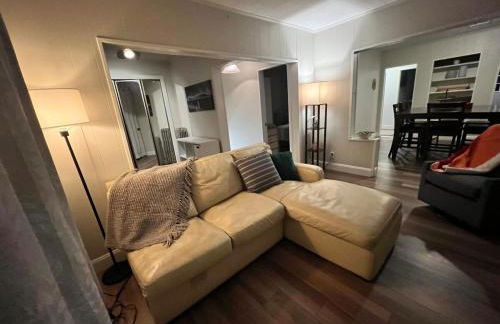 Modern 2BR Home 10 min Boston Near Assembly Row - Foto 6