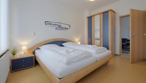 Moderne Fewo "Waschküche" direkt am Elbdeich bei Moldenhauer - Photo 2, wardrobe