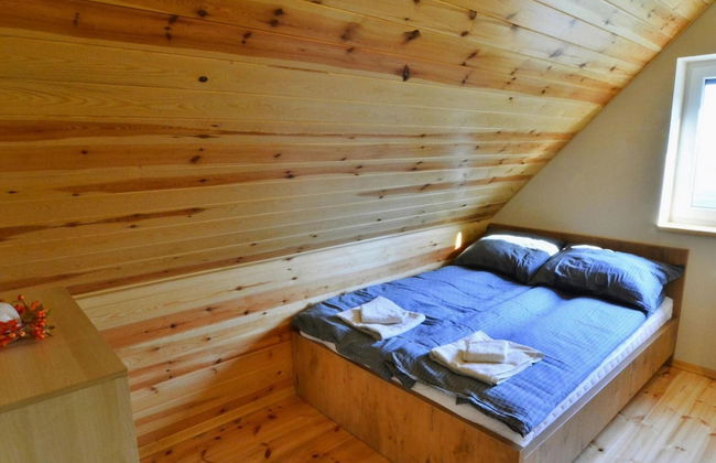 Holiday Home With Private Garden Close to the Lake - Photo 6