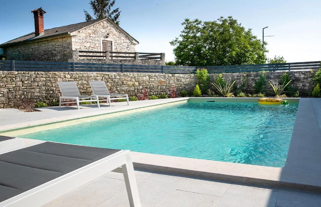 Adorable Holiday Home With Pool and Terrace - Foto 29