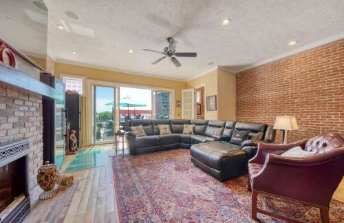 Luxury Downtown South Haven Condo With Rooftop Deck - Photo 20