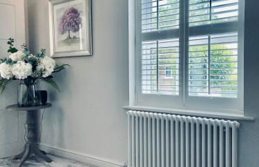 Cotswold Chic Retreats "Cloud Nine" Central Chipping Campden-Parking-Garden - Photo 16