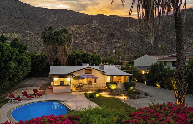 Dandelion by Avantstay Pool, 0.2mi to Downtown! - Foto 50