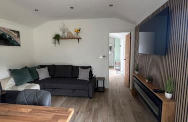 Sunset Retreat - Photo 29