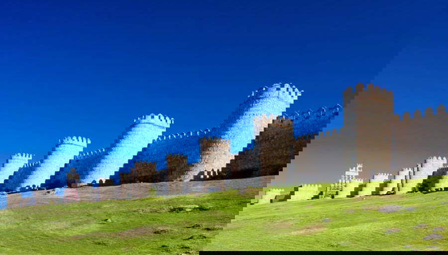 Excursión a Segovia y Ávila - Foto 2, Ávila y sus murallas