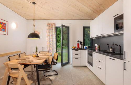 Traumhaus direkt am See mit Dachterrasse, Kamin und Badewanne - Photo 17