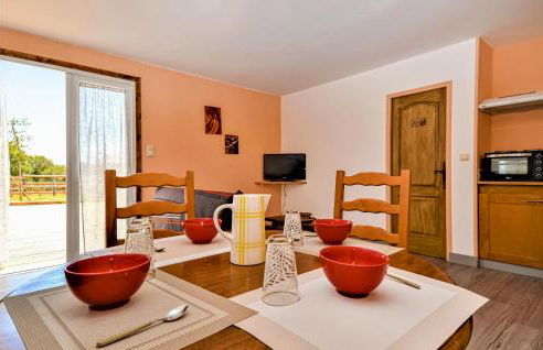 Beautiful Home In Méjannes-Le-Clap - Photo 4