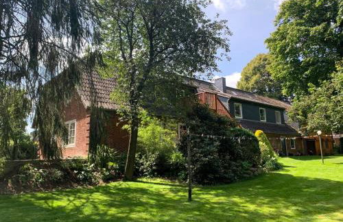 Ferienwohnung auf einem Resthof zentral gelegen mit viel Natur und Tieren - Foto 6