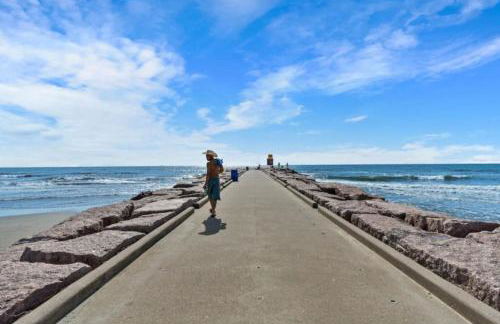 Beach Cottage Close to the Beach with Fire Pit - Foto 9